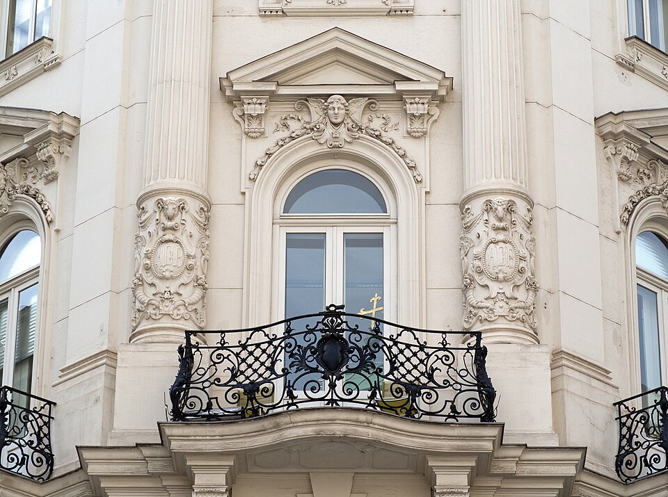 Fayl:Allgemeine Depositen-Bank, Vienna, 2019 (1).jpg