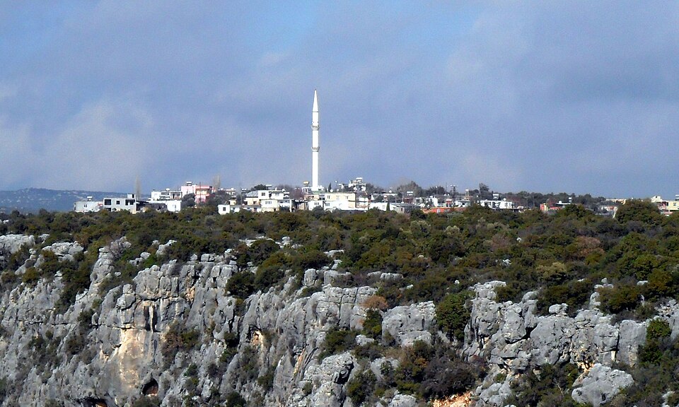 Fayl:Hüseyinler, Silifke, Mersin Province.jpg