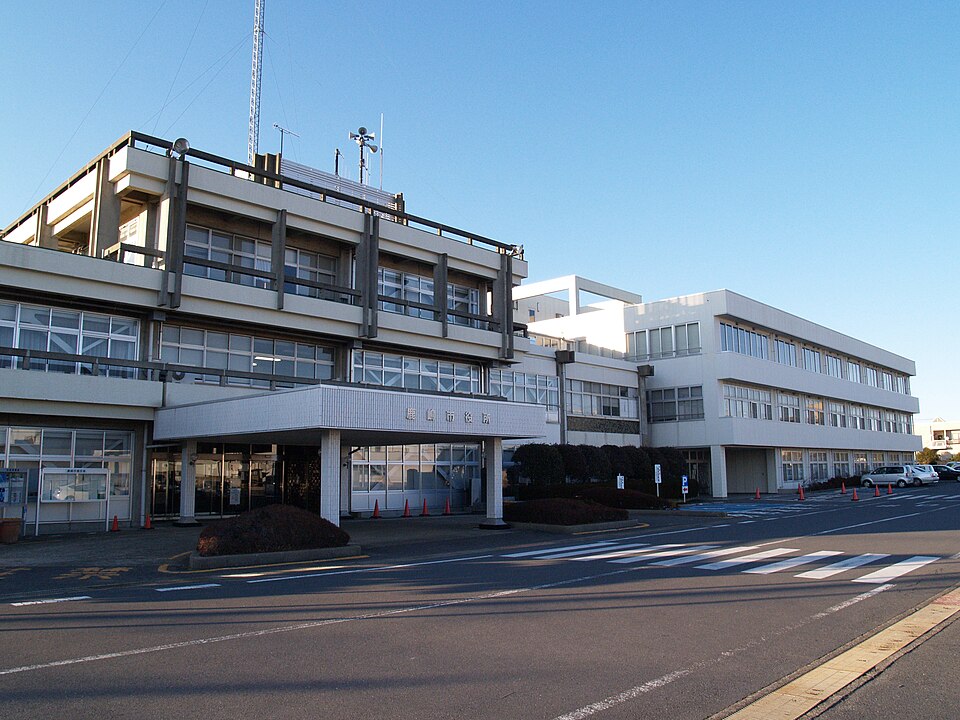 Fayl:Ibaraki-Kashima-City-Office.JPG