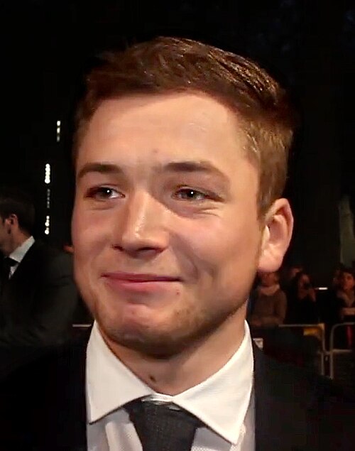 Fayl:Taron Egerton in 2014.jpg