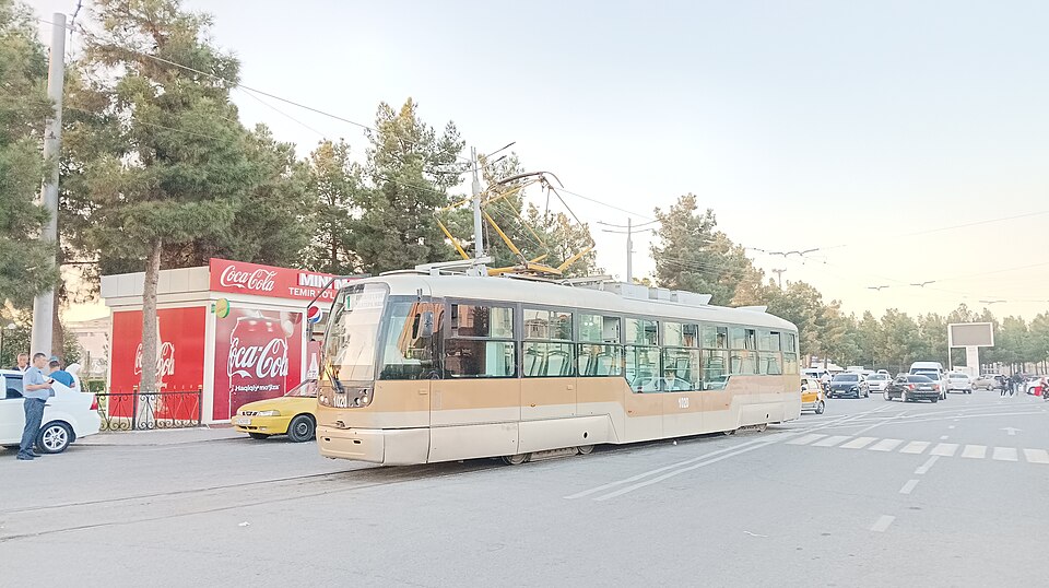 Fayl:Tramvay (Samarqand).jpg