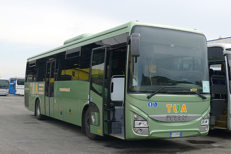Fayl:Crossway 937.jpg