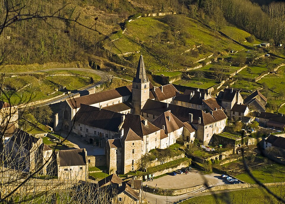 Fayl:L'abbaye de Baume-les-Messieurs.jpg