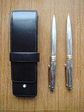 Sterling Silver Montblanc qalami, biro ruchkasi va qora charm g'ilof