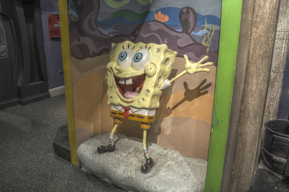 Fayl:Wax Museum Plus (6344827249).jpg