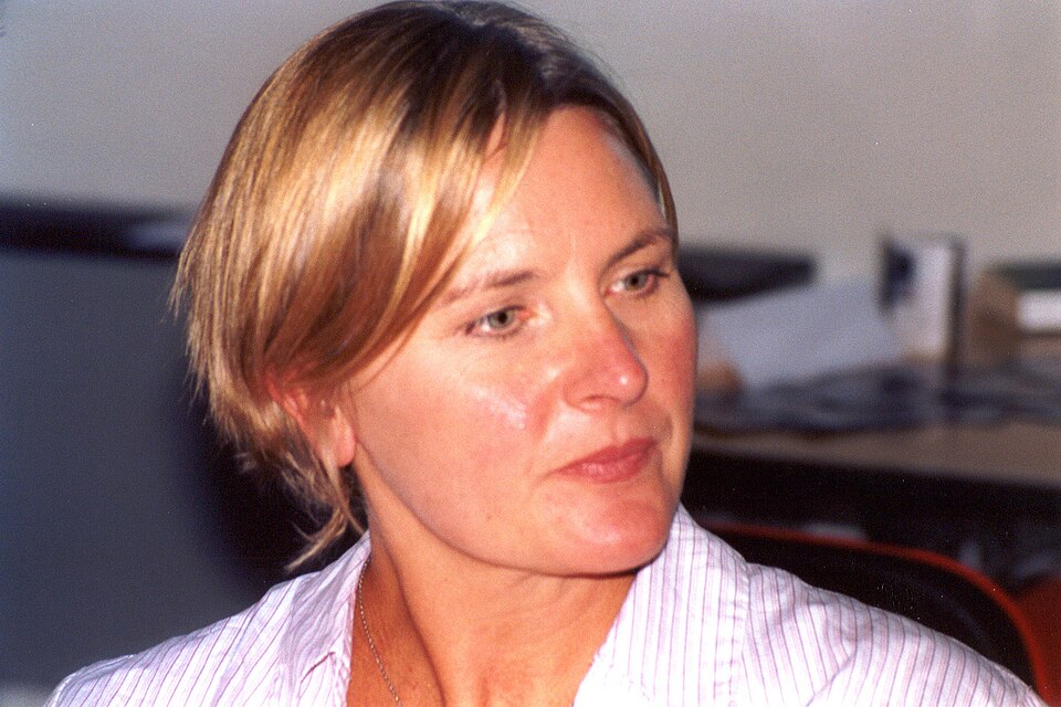 Fayl:Denise Crosby STICCon 2003.jpg