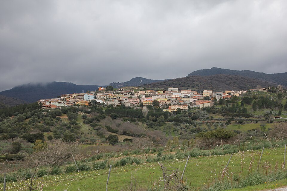 Fayl:Lei, panorama (02).jpg