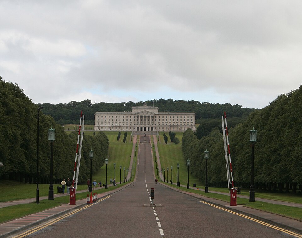Fayl:Stormont (415743806).jpg