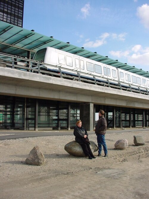 Fayl:Ørestad--metro.jpg