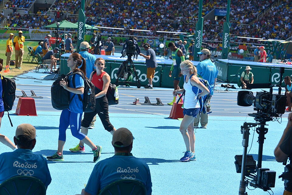 Fayl:EkateríniStefanídiHeatWPoleVaultRio2016 07.jpg