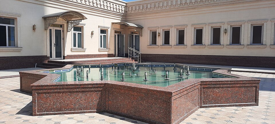 Fayl:Masjidi xovli.jpg