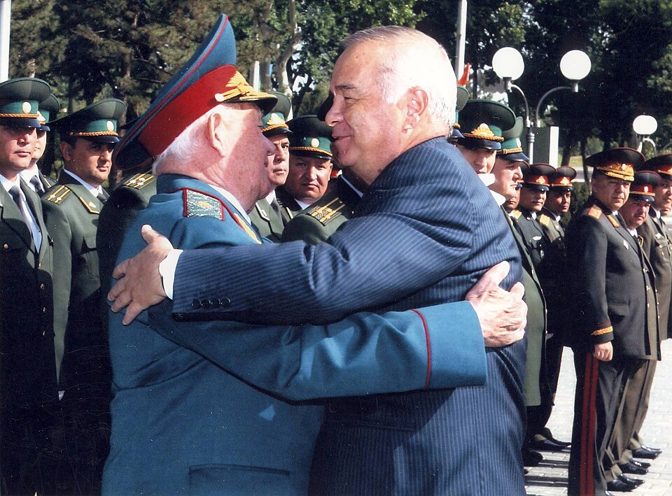 Fayl:Gʻafur Rahimov 09.jpg