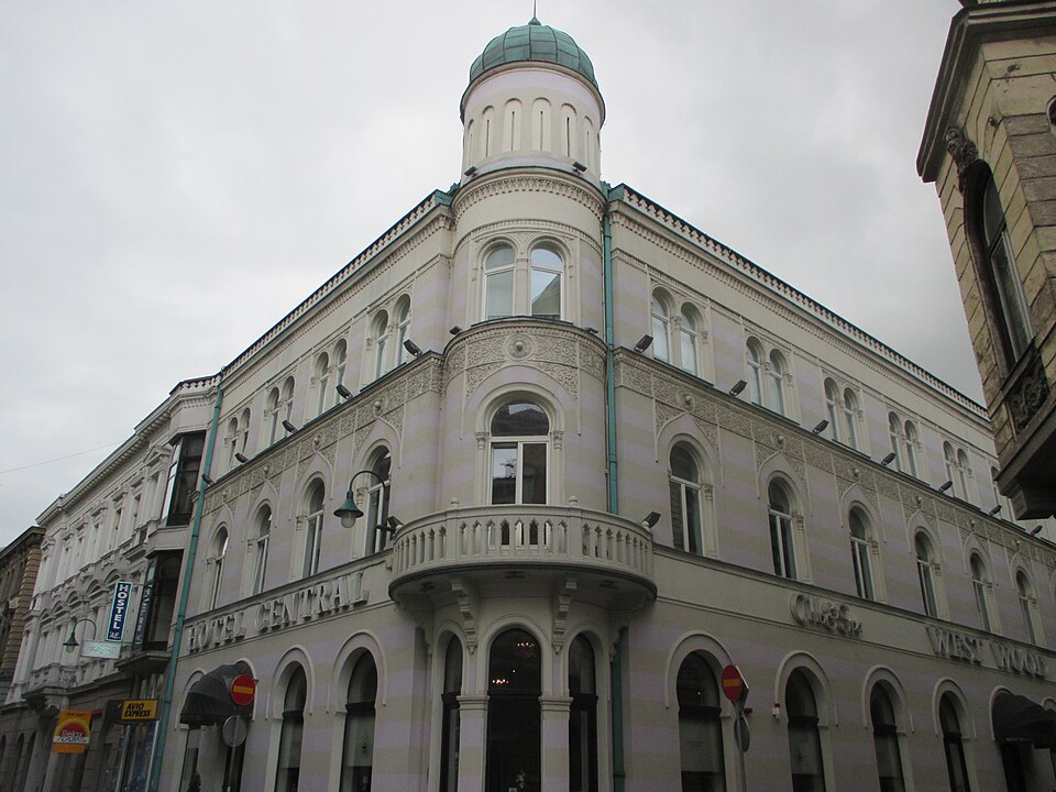 Fayl:Sarajevo, Hotel Central (2).jpg