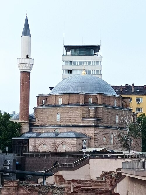 Fayl:Sofia Mosque Banya Bashi South.jpg