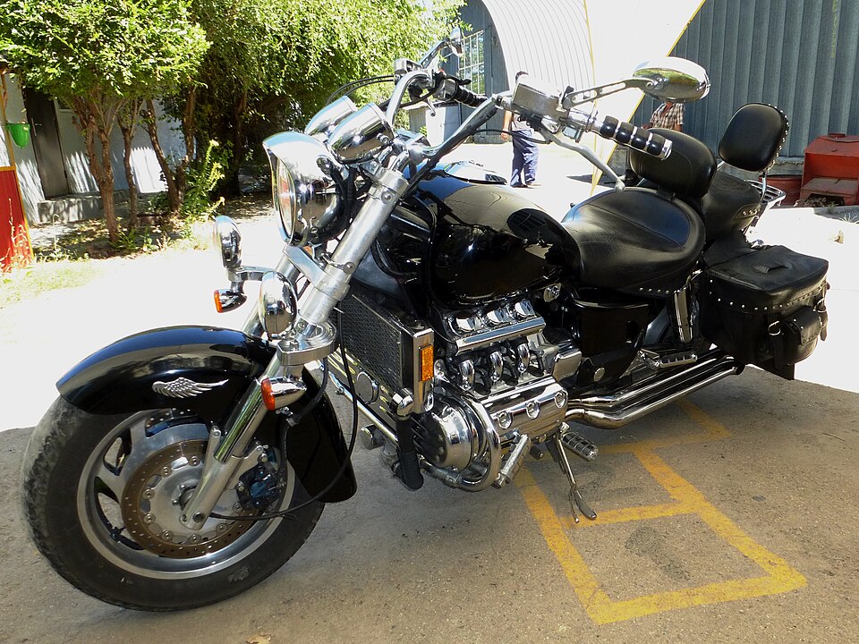 Fayl:Мотоцикл Honda F6C Valkyrie.JPG