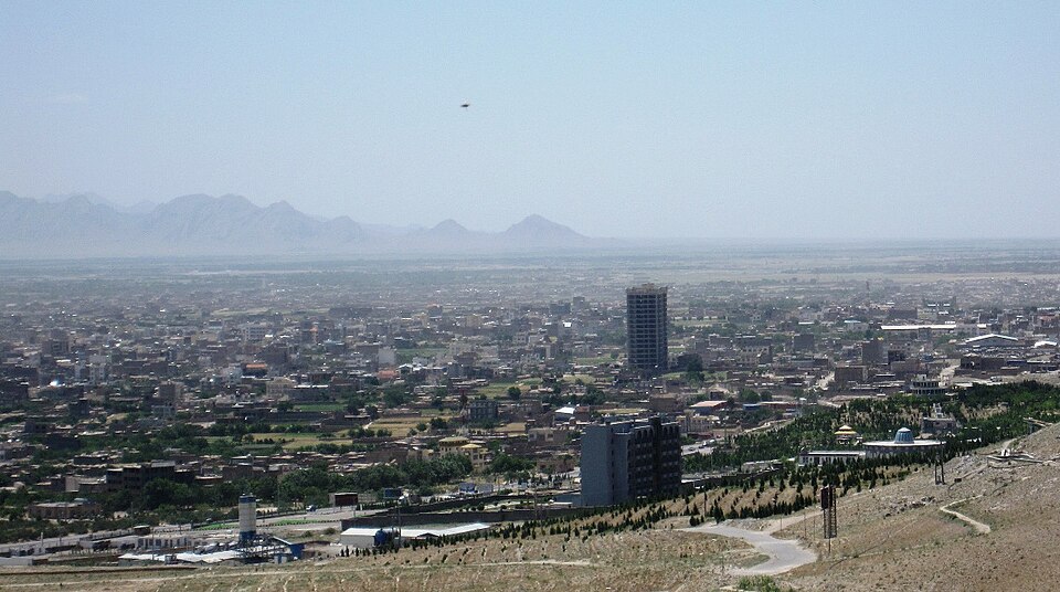 Fayl:View of Herat in 2009.jpg