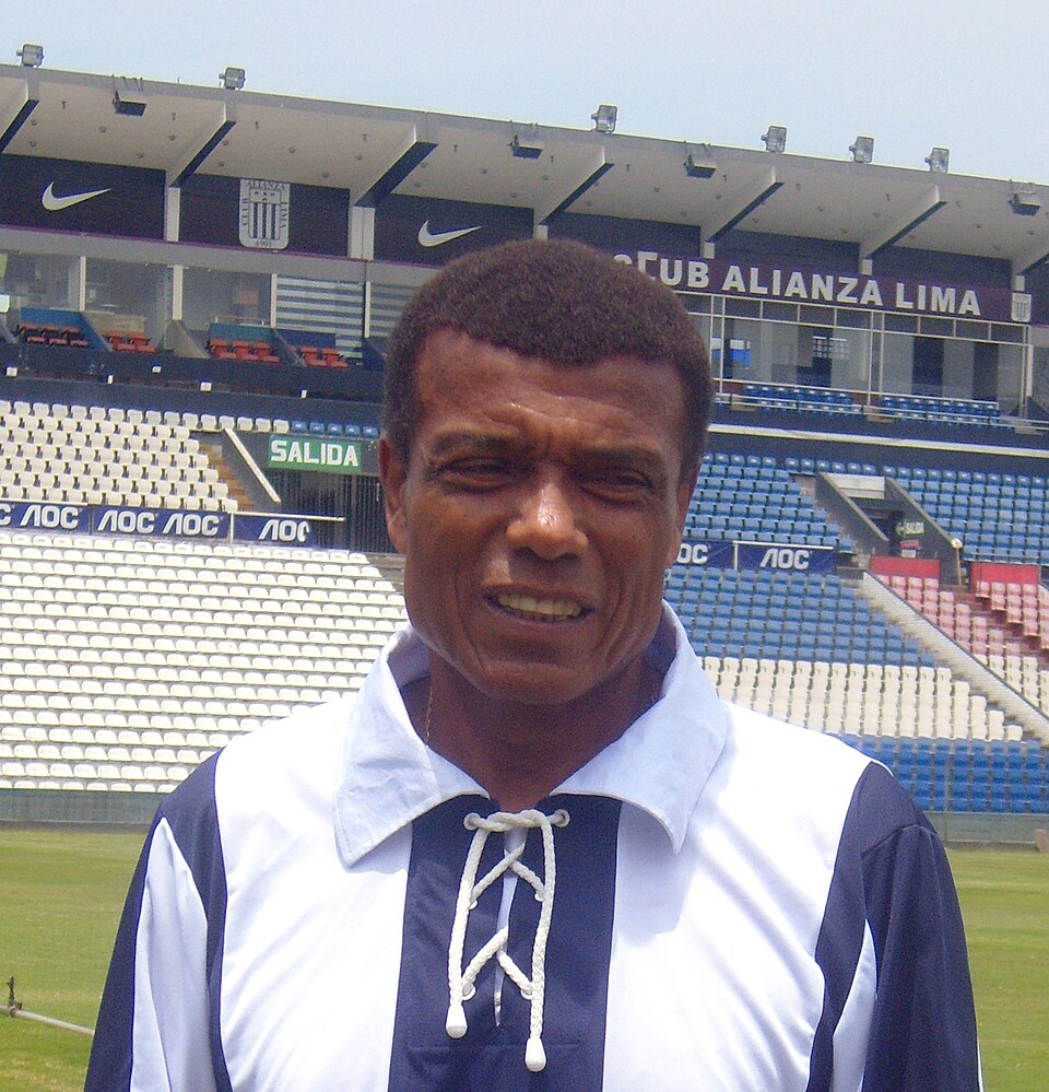 Fayl:Teófilo Cubillas.JPG