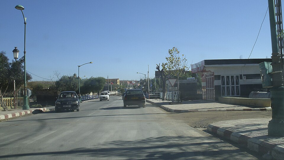 Fayl:Aïn Tallout.JPG