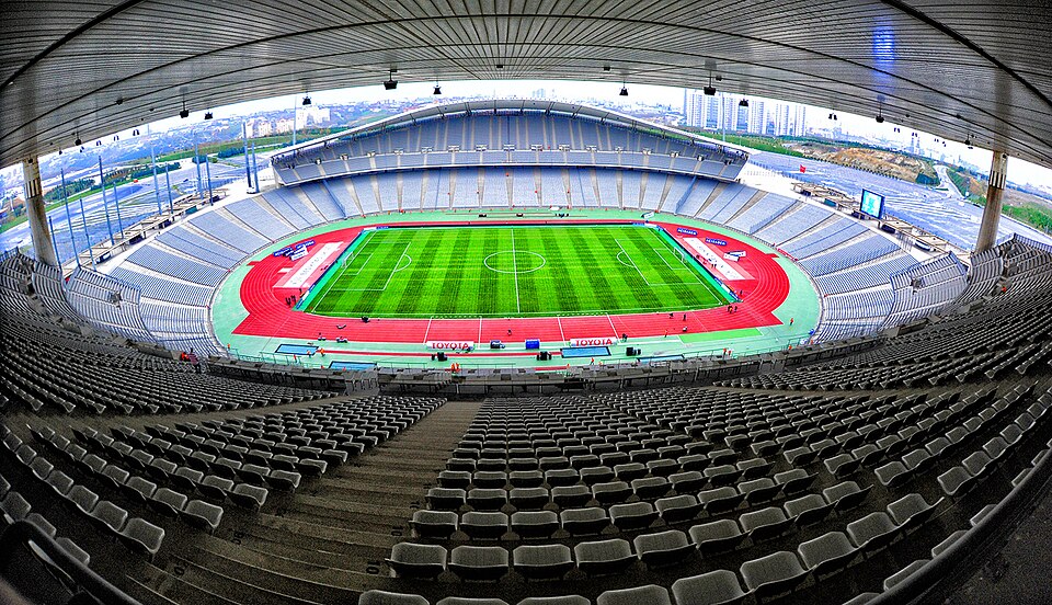 Fayl:Istanbul Atatürk Olympic Stadium 1.jpg
