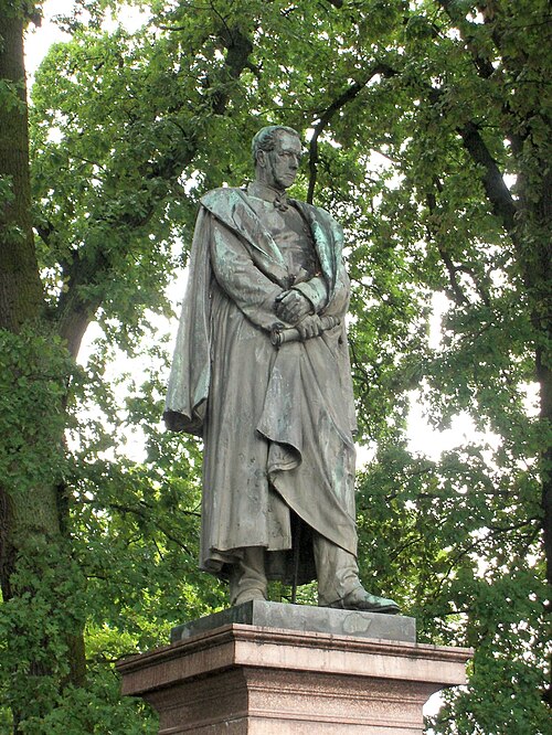 Fayl:Parchim Moltke Denkmal.jpg