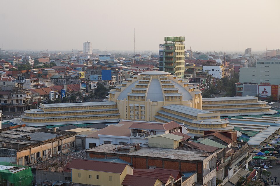 Fayl:Phnom Penh.- le Marché Central.jpg