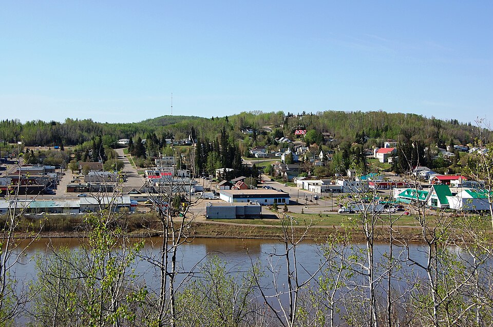 Fayl:Town of Athabasca, Alberta photograph.jpg