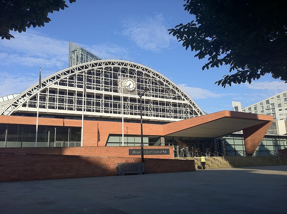 Fayl:Manchester Central Building Exterior.jpg