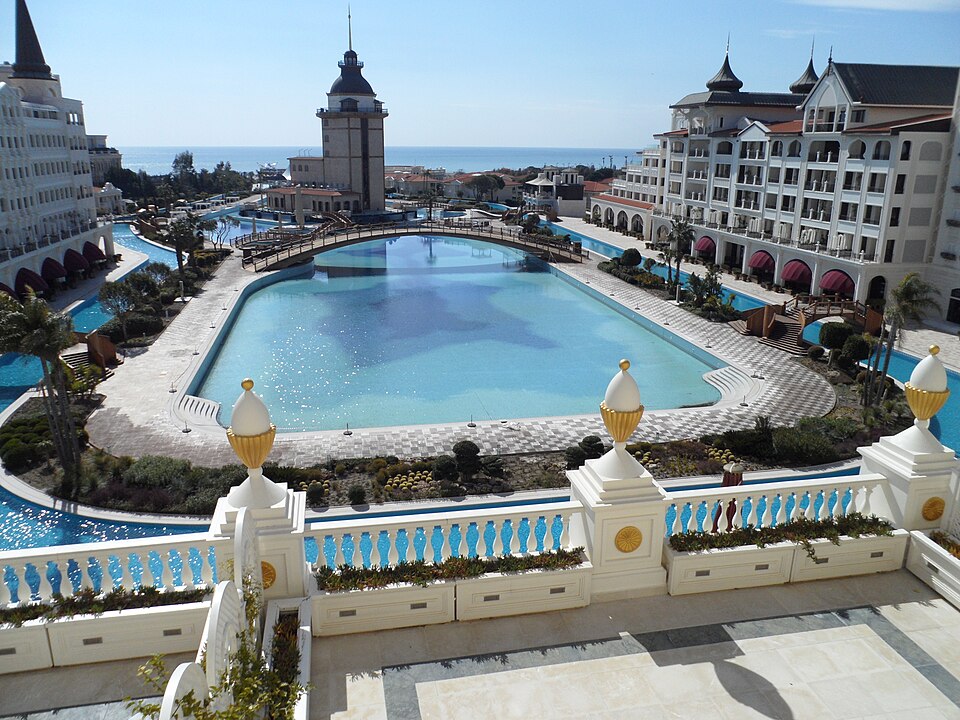 Fayl:Mardan Palace.JPG