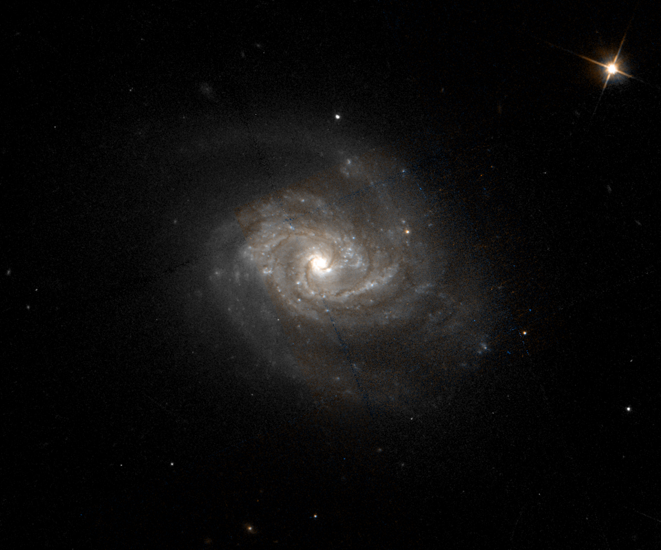 Fayl:NGC 664 -HST- R814GB555.png