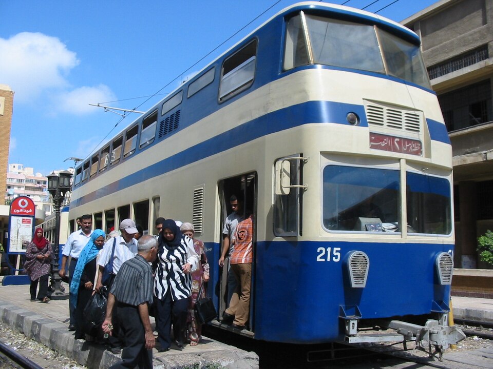 Fayl:Alexandria Tram 215.jpg