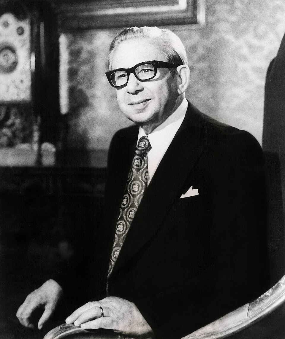 Fayl:Dr. Anton Buttigieg.jpg