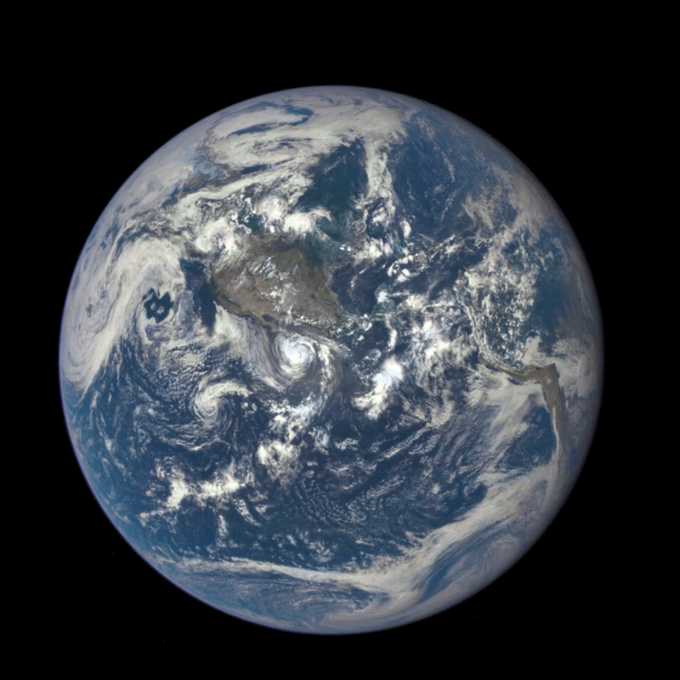 Fayl:Dscovrepicmoontransitfull.gif