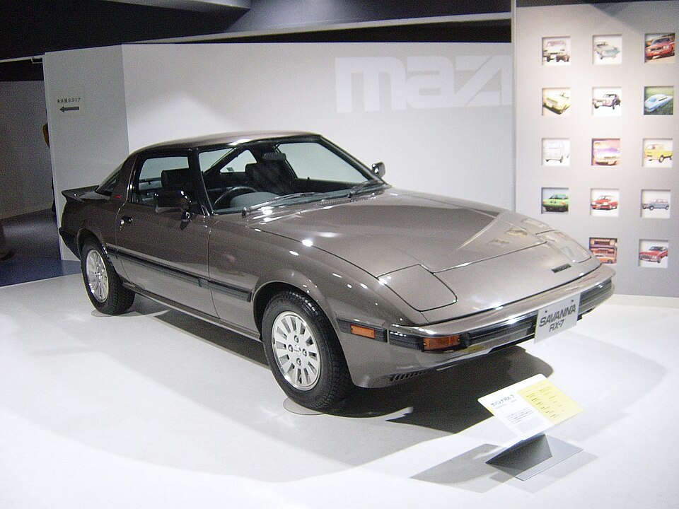 Fayl:Mazda-rx7-1st-generation01.jpg