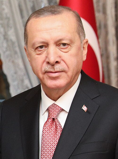 Fayl:Recep Tayyip Erdoğan 2018 (cropped).jpg