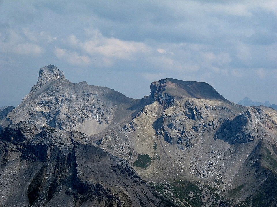 Fayl:Wetterspitze Feuerspitze.jpg