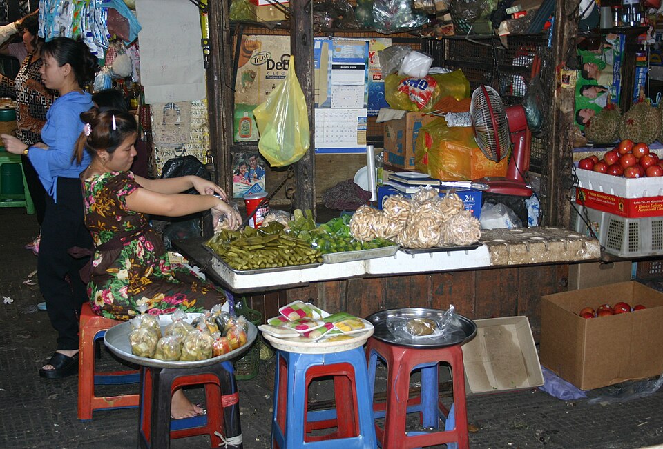 Fayl:Phnom Penh-Markt-04-Stand-2007-gje.jpg