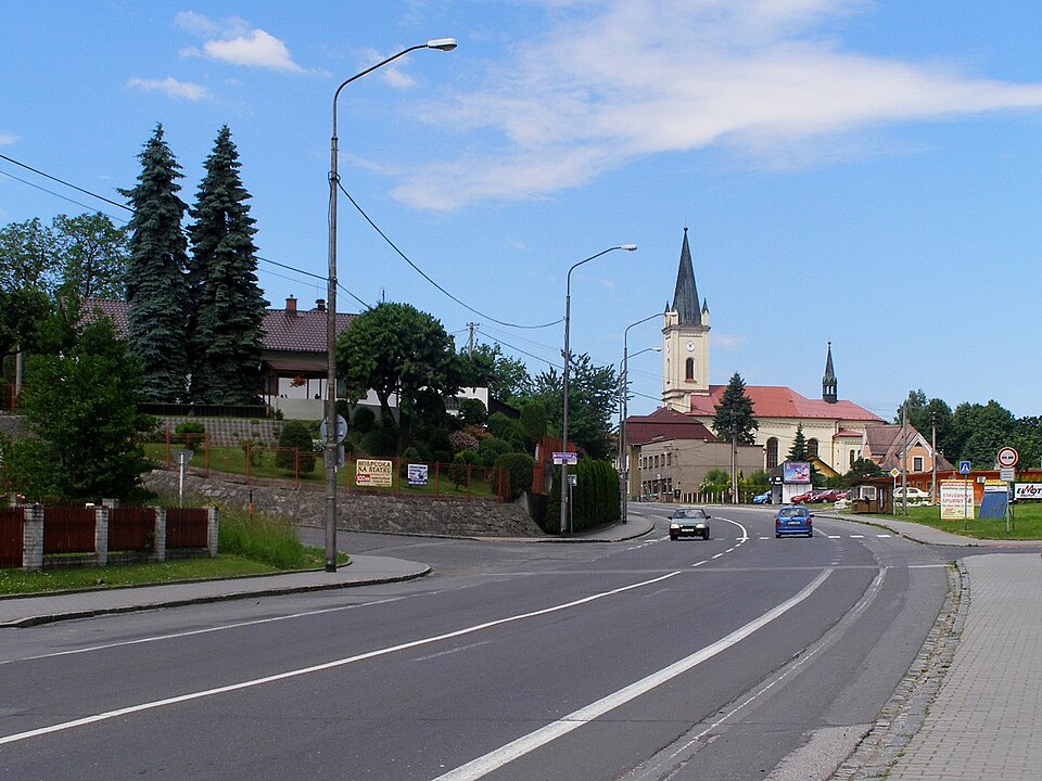 Fayl:Centrum obce Dětmarovice.jpg