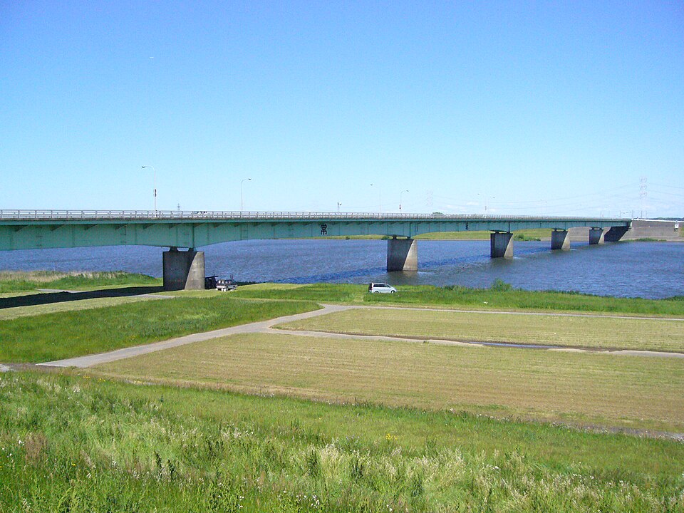 Fayl:Jyoso-bridge,narita-city,japan.JPG