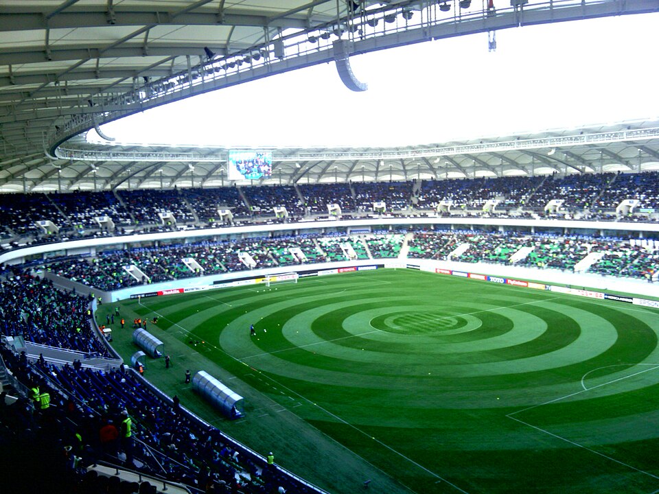 Fayl:Bunyodkor stadium4.jpg