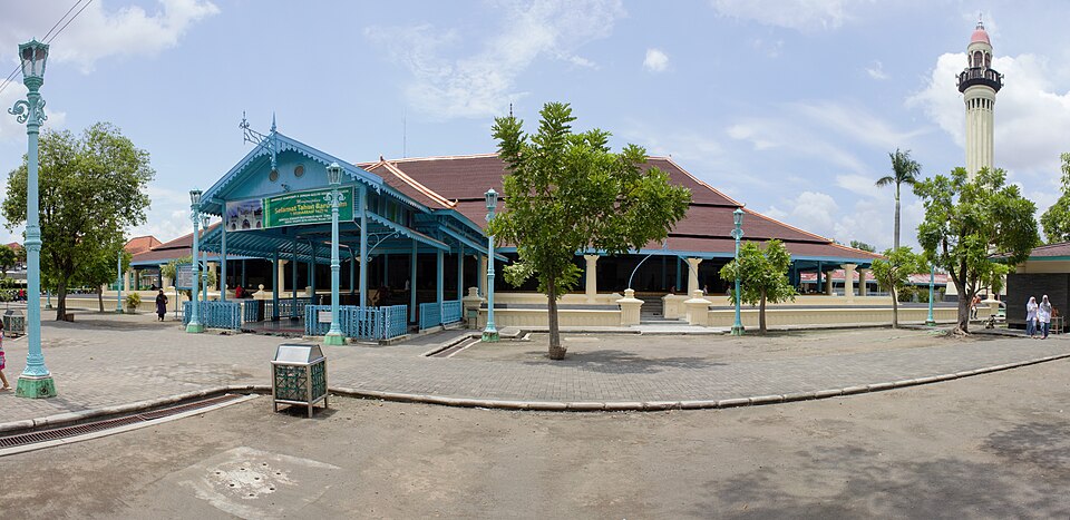 Fayl:Great Mosque of Solo.jpg