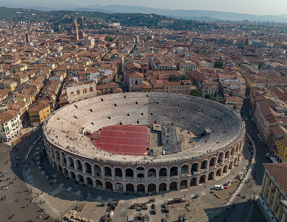 Fayl:Italy - Verona - Arena.jpg