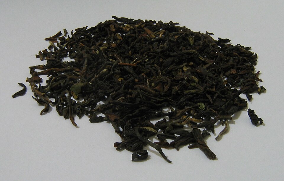 Fayl:Loose leaf darjeeling tea twinings.jpg