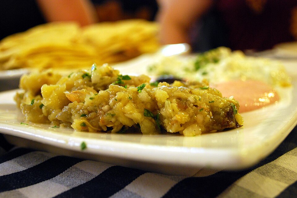 Fayl:Baba ganoush closeup.jpg