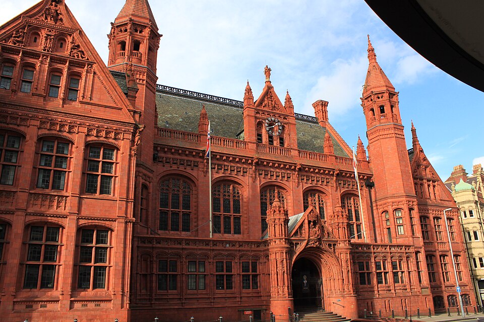 Fayl:Birmingham - Lawcourt 2.JPG