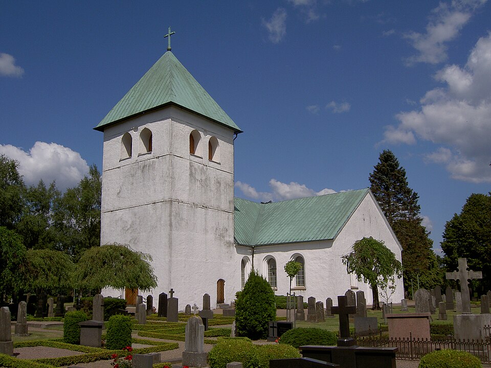 Fayl:Munka-Ljungby kyrka ext08.jpg