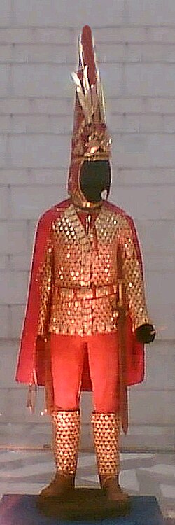 Fayl:Issyk Golden Cataphract Warrior.jpg