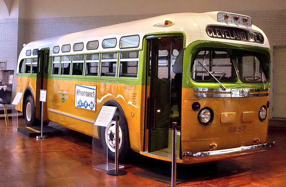 Fayl:Rosa parks bus.jpg