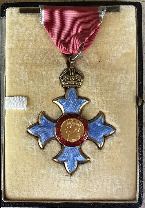 Fayl:CBE AEAColl.jpg
