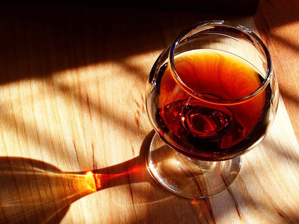 Fayl:Port wine.jpg