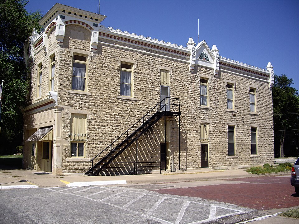 Fayl:City Hall in Peabody, Kansas.jpg